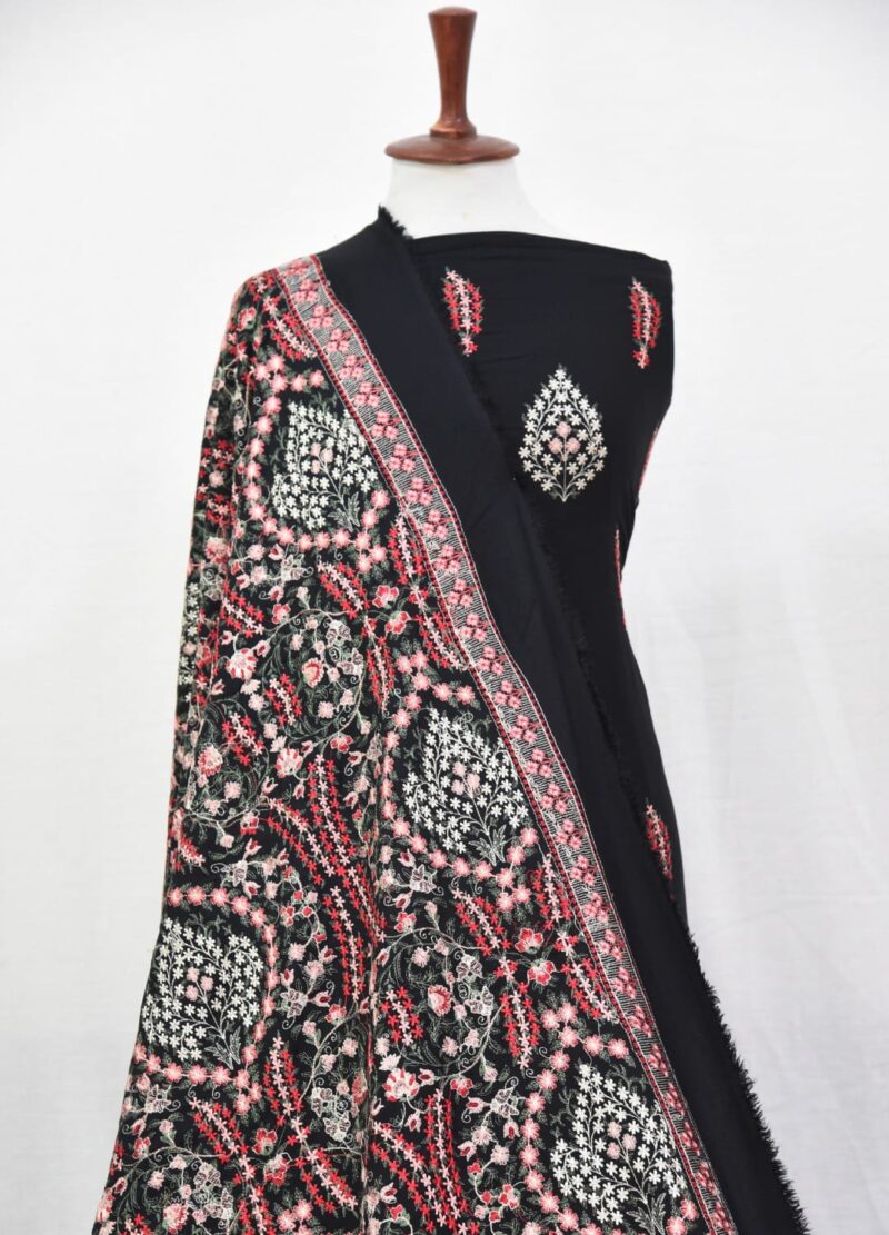 Karandi 3 Piece Shawl Suit